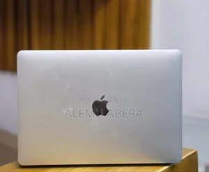 New Laptop Apple MacBook Pro 2020 M1 8GB Apple M1 SSD 256GB