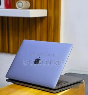 New Laptop Apple MacBook 16GB Intel Core i7 SSD 512GB