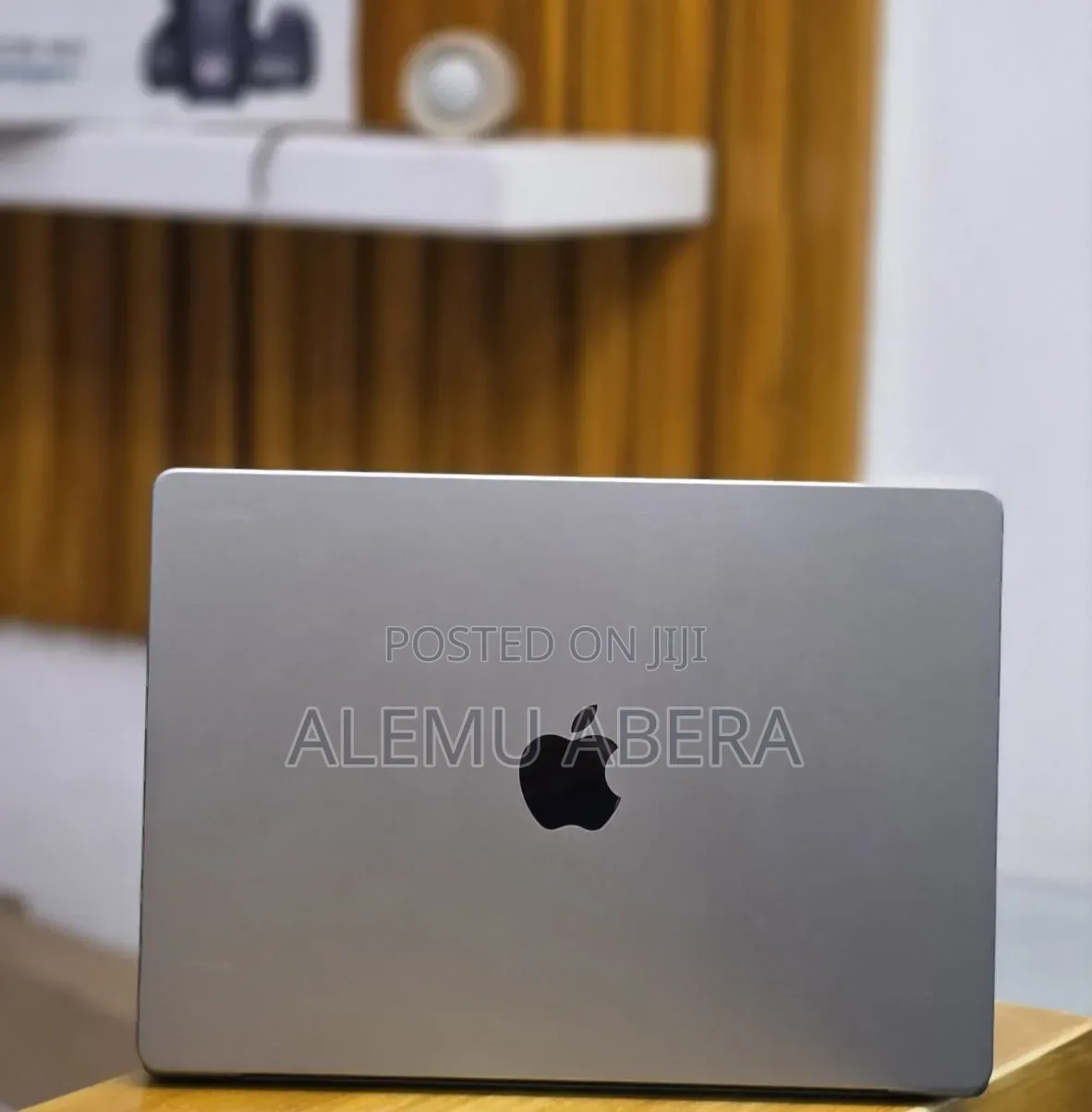 New Laptop Apple MacBook Pro 2021 M1 32GB Apple M1 Pro SSD 512GB