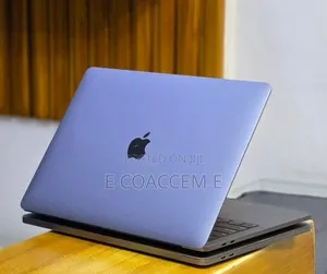 New Laptop Apple MacBook 16GB Intel Core i7 SSD 512GB