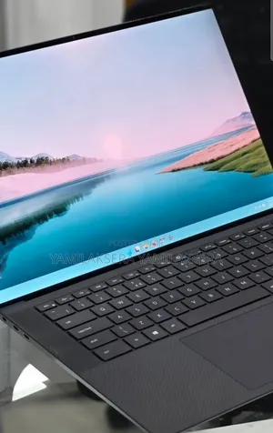 New Laptop Dell Precision 5550 16GB Intel Core i7 SSD 512GB