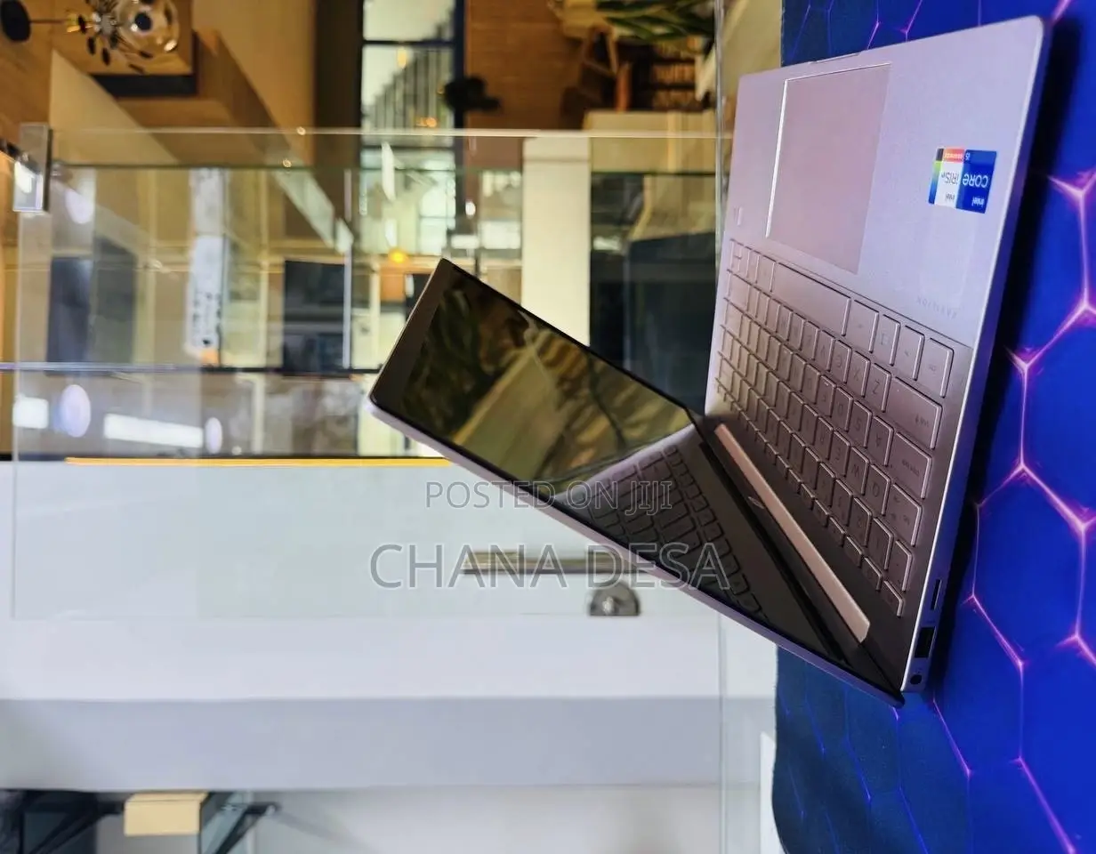 New Laptop HP 16GB Intel Core i5 SSD 512GB