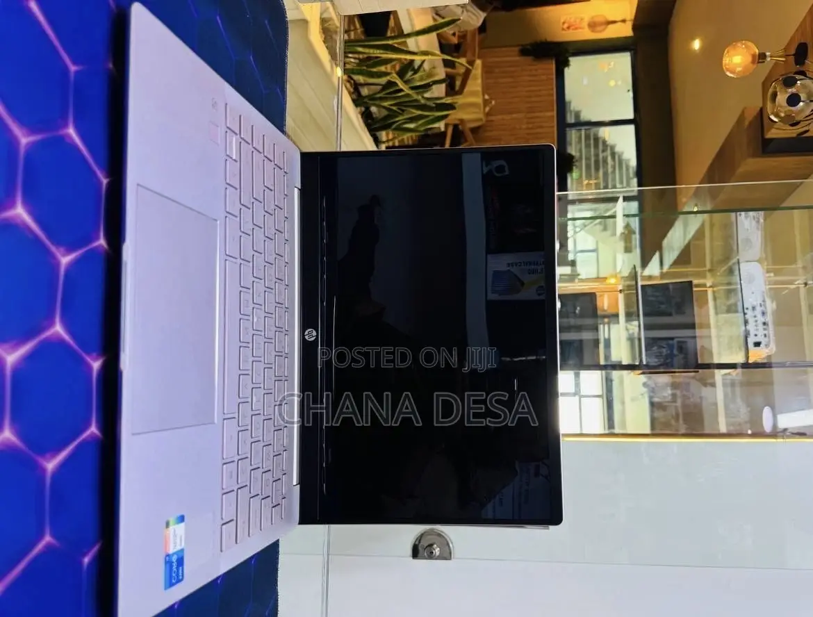 New Laptop HP 16GB Intel Core i5 SSD 512GB