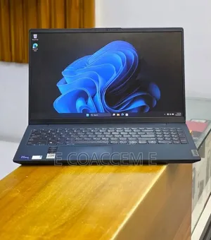 New Laptop Lenovo 12GB Intel Core i7 SSD 512GB