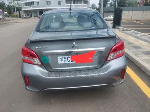 Mitsubishi Attrage 2022 Gray