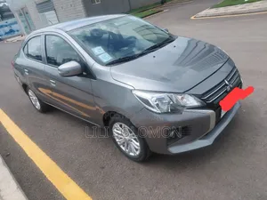 Mitsubishi Attrage 2022 Gray