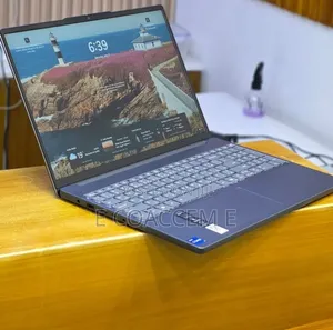 New Laptop Lenovo 16GB Intel Core i7 SSD 512GB