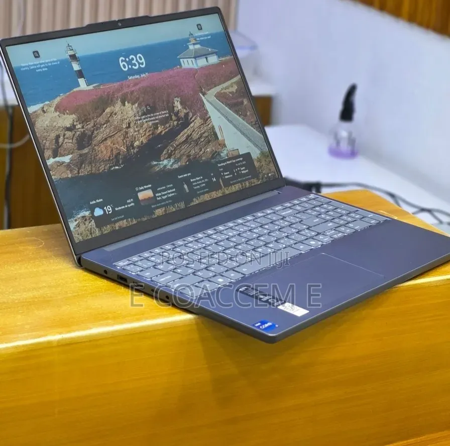 New Laptop Lenovo 16GB Intel Core i7 SSD 512GB
