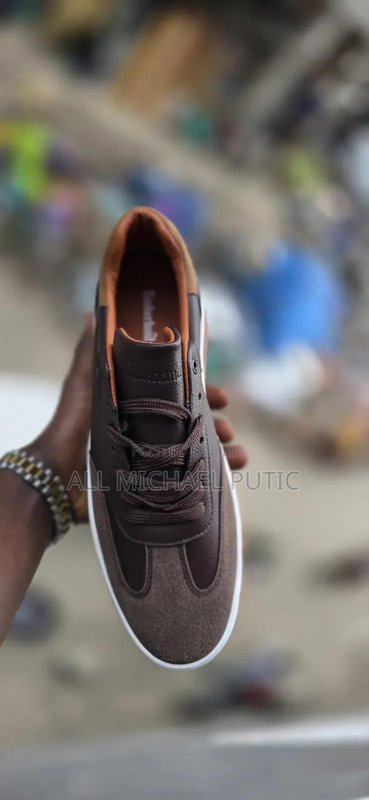 Brown Leather and Suede Low-Top Timberland Casual Sneaker