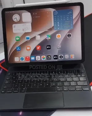 New Apple iPad Air (2022) 256 GB Silver