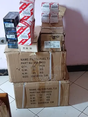 በብዛት Filtro Oil 3L,5L,dizire,vitz,corolla,dx,d4d,hailux