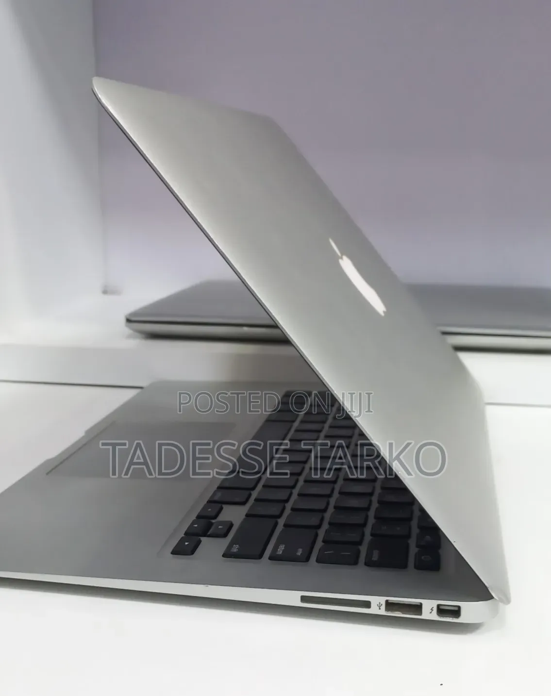 New Laptop Apple MacBook Air 2017 8GB Intel Core i7 SSD 128GB