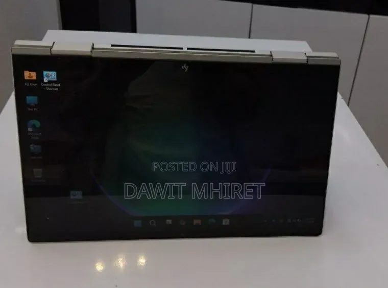 New HP Envy x360 Convertible 15 es2xx 8GB Intel Core i7 SSD 512GB