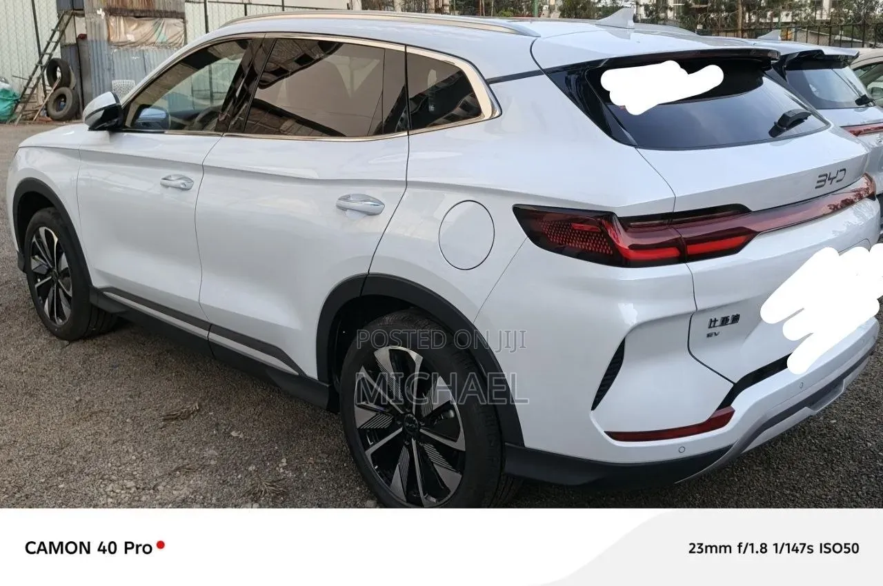 BYD Song Plus EV FWD 2024 White