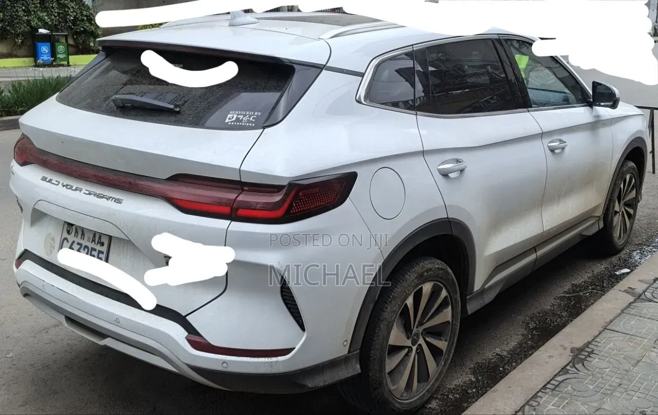 BYD Song Plus EV FWD 2024 White