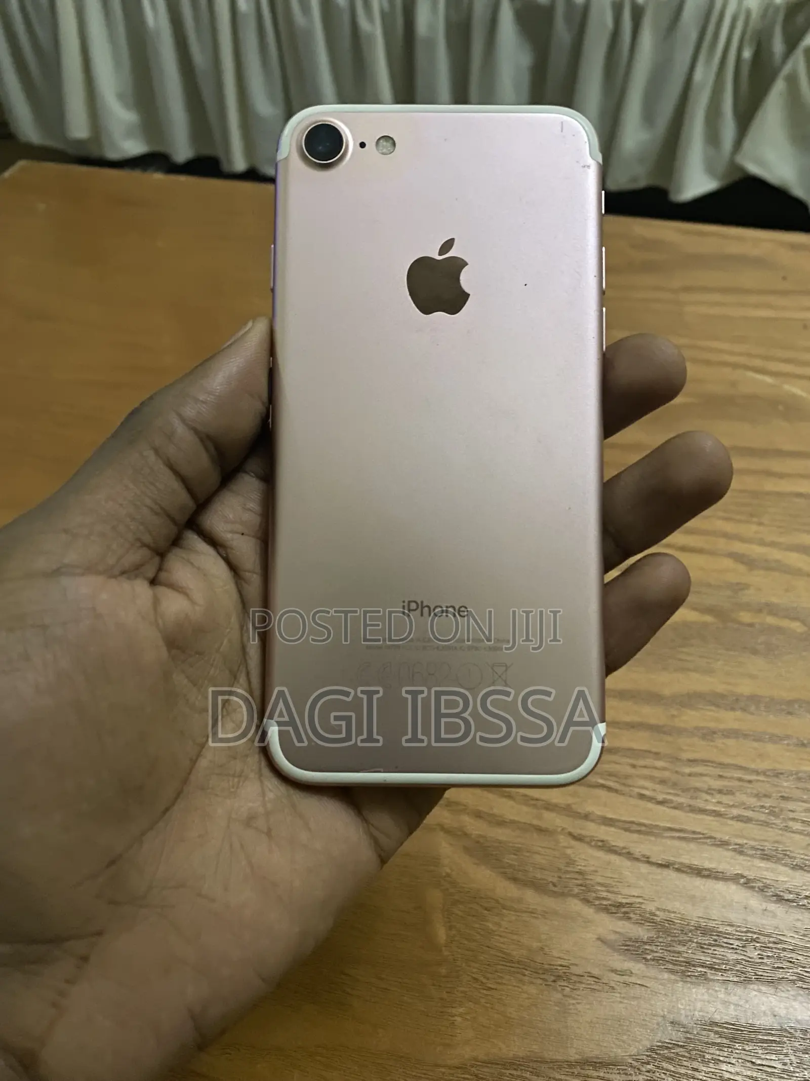 Apple iPhone 7 32 GB Pink