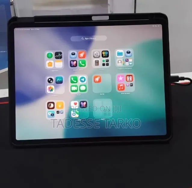 New Apple iPad Pro 1 TB Gray