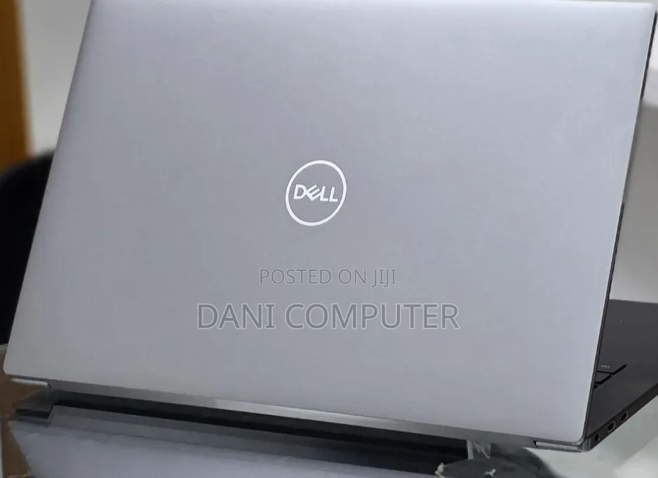 New Laptop Dell Precision 5550 16GB Intel Core i7 SSD 512GB