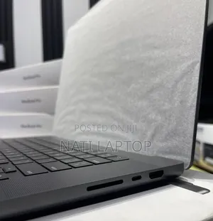 New Laptop Apple MacBook Pro 2024 M4 Max 48GB Apple M4 Max SSD 2T