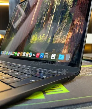 New Laptop Apple MacBook Air 2022 M2 8GB Apple M2 SSD 512GB