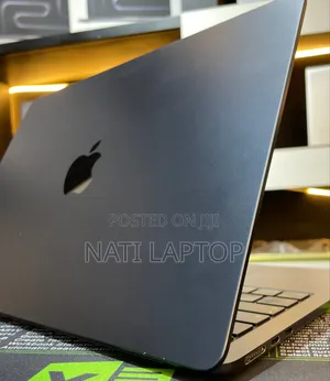 New Laptop Apple MacBook Air 2022 M2 8GB Apple M2 SSD 512GB