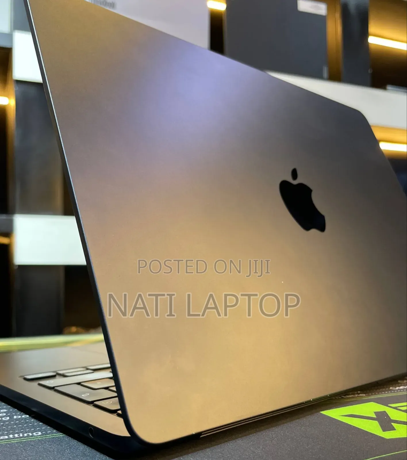 New Laptop Apple MacBook Air 2022 M2 8GB Apple M2 SSD 512GB