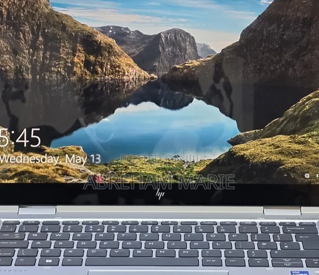New Laptop HP EliteBook 830 G8 16GB Intel Core i5 SSD 512GB