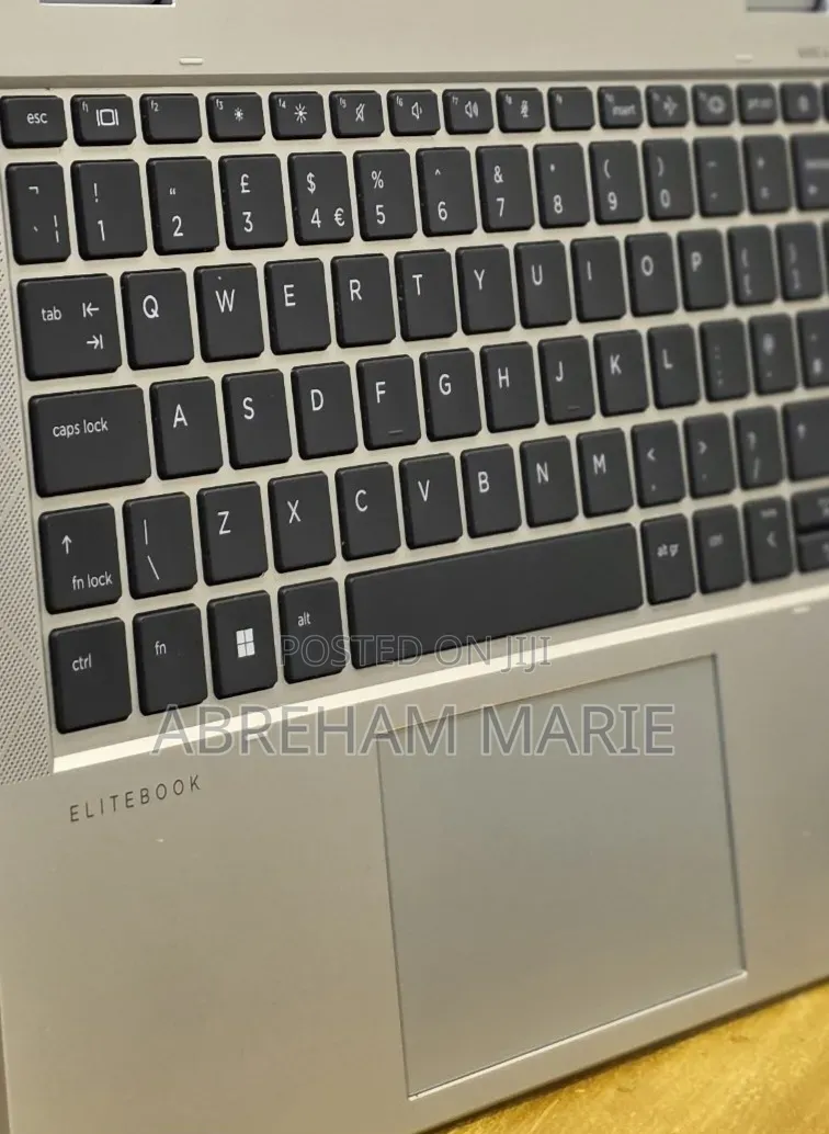 New Laptop HP EliteBook 830 G8 16GB Intel Core i5 SSD 512GB