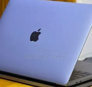 New Laptop Apple MacBook Pro 2019 16GB Intel Core i7 SSD 512GB