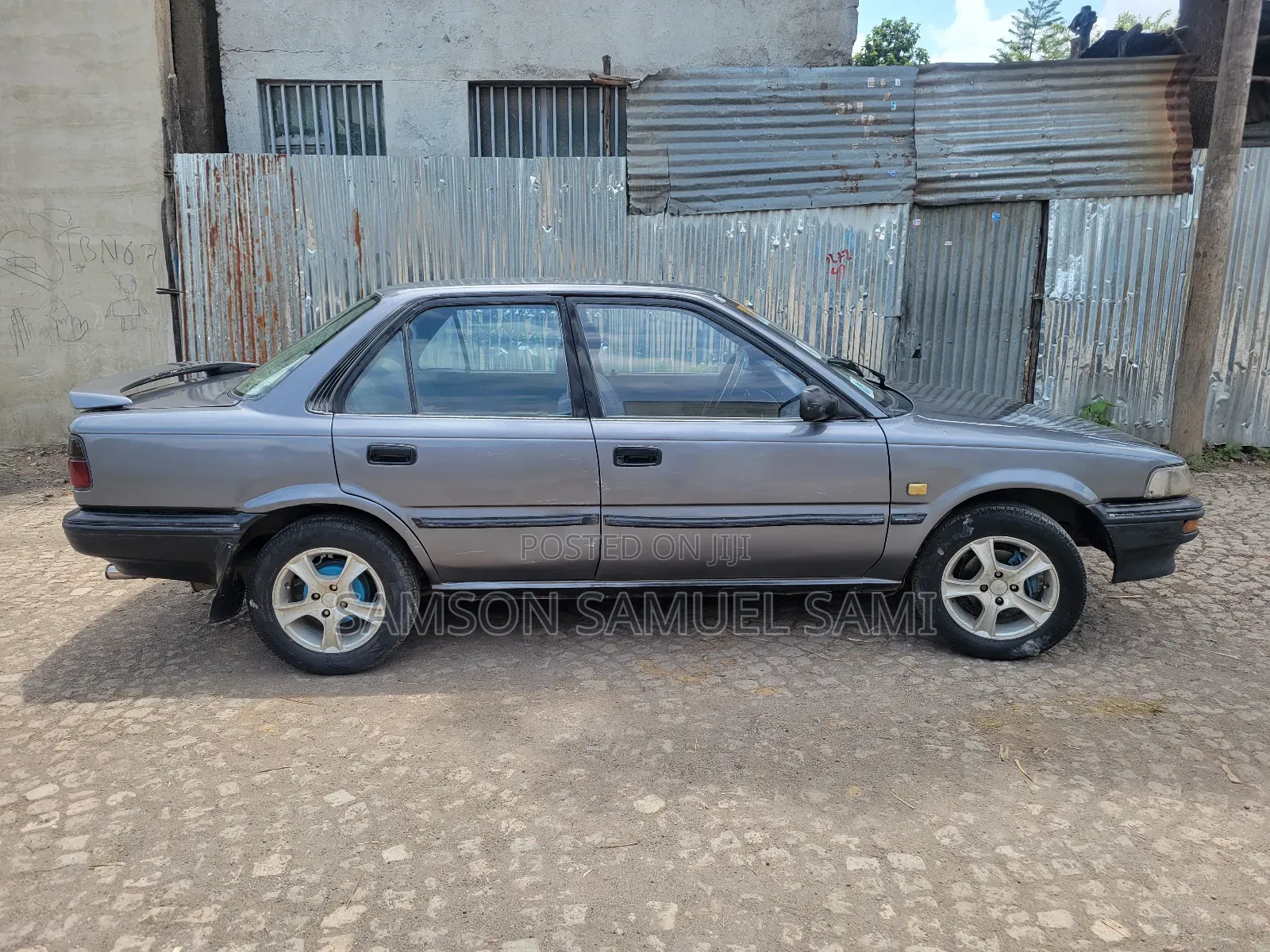 Toyota Corolla 1991 Blue