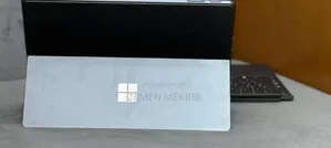 New Laptop Microsoft Surface 8GB Intel Core i5 SSD 256GB