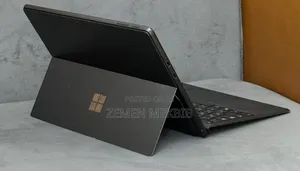 New Laptop Microsoft Surface 8GB Intel Core i5 SSD 256GB
