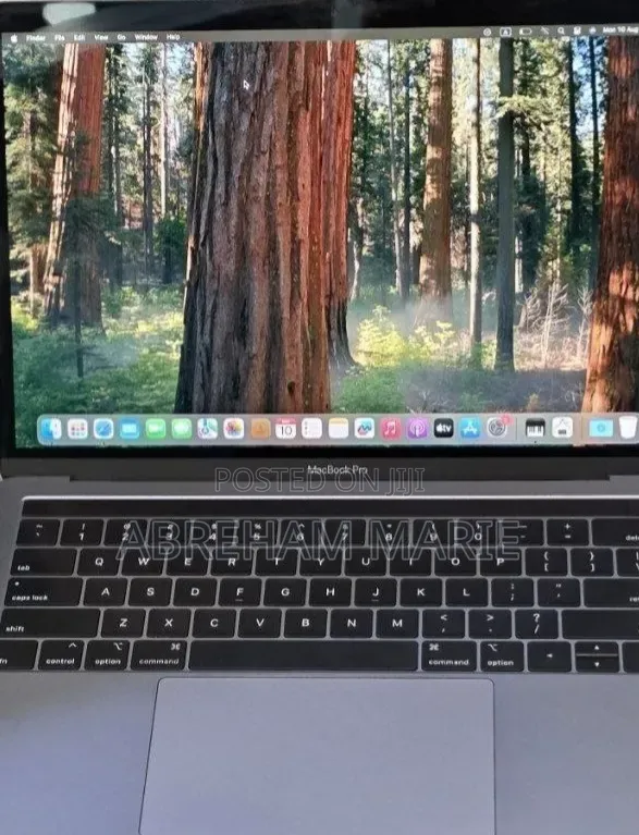 New Laptop Apple MacBook Pro 2019 16GB Intel Core i7 SSD 512GB