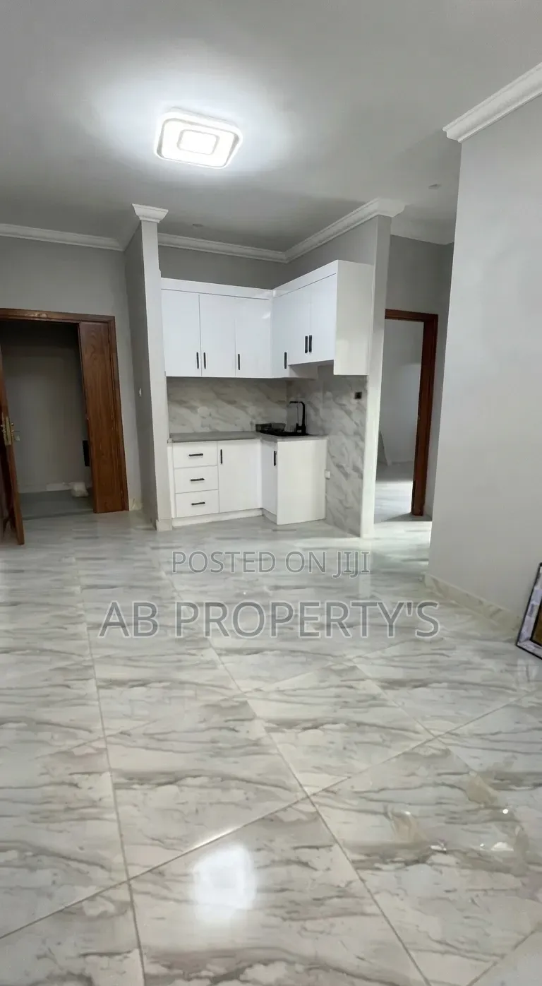 Furnished 2bdrm Apartment in መገናኛ, Yeka for sale
