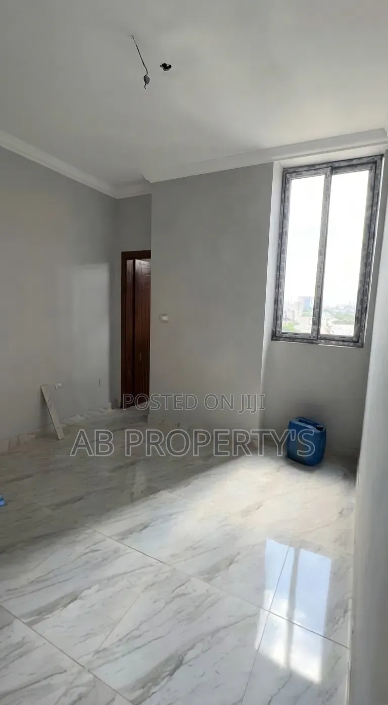Furnished 2bdrm Apartment in መገናኛ, Yeka for sale