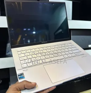 New Laptop Asus Zenbook 14 OLED 16GB Intel Core i9 SSD 512GB