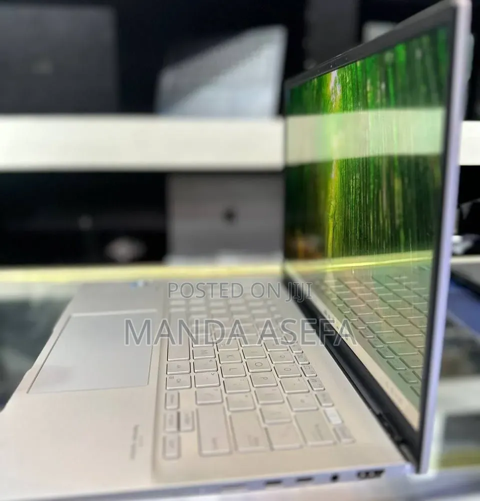 New Laptop Asus Zenbook 14 OLED 16GB Intel Core i9 SSD 512GB