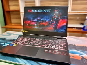 New Laptop Acer Predator Helios Neo 16 16GB Intel Core i5 SSD 512GB
