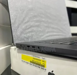 New Laptop Apple MacBook Pro 2024 M4 Max 48GB Apple M4 Max SSD 2T