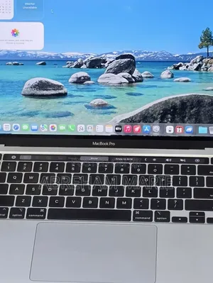 New Laptop Apple MacBook Pro 2020 32GB Intel Core i7 SSD 512GB