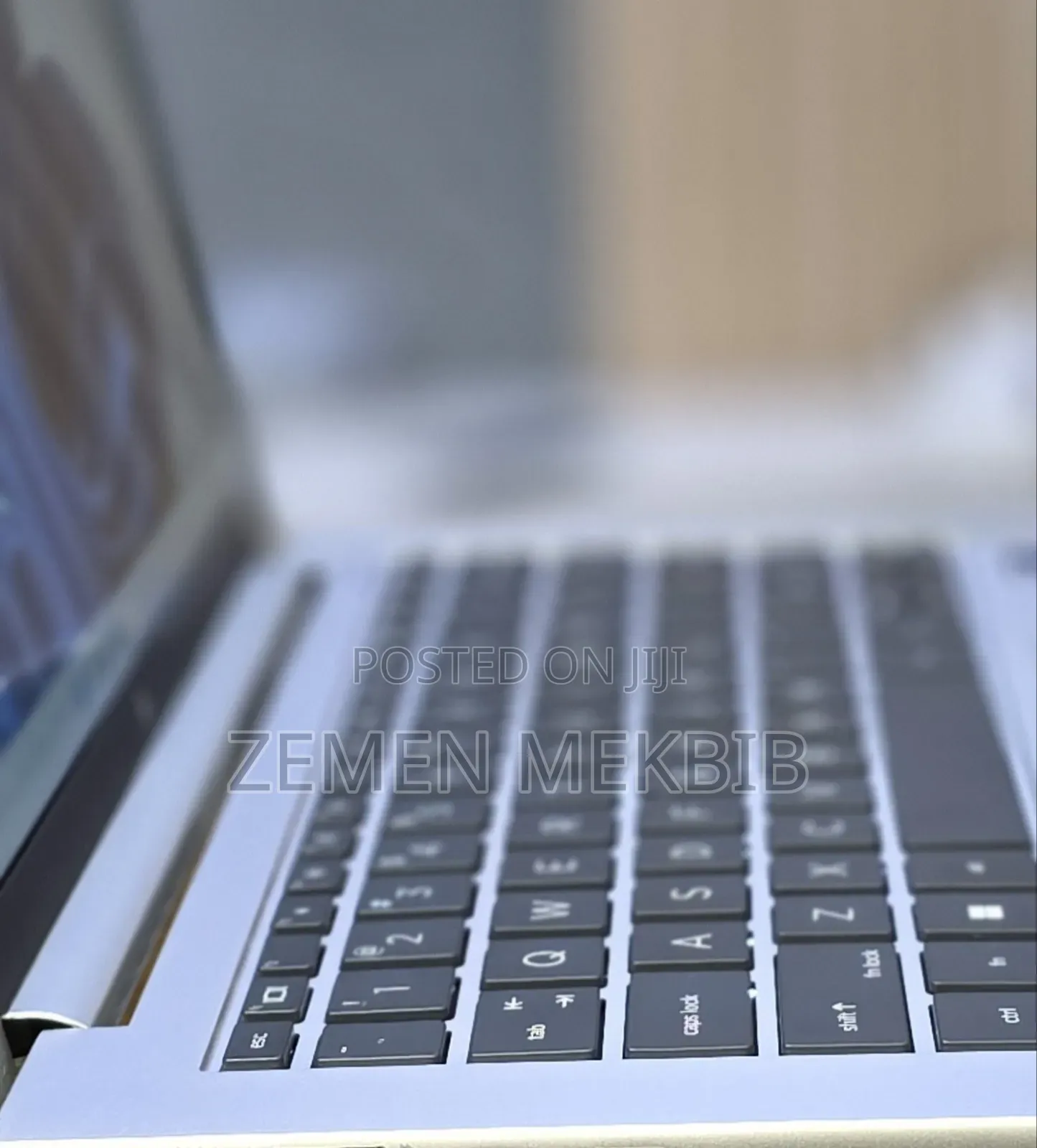 New Laptop HP EliteBook 840 G10 16GB Intel Core i7 SSD 512GB