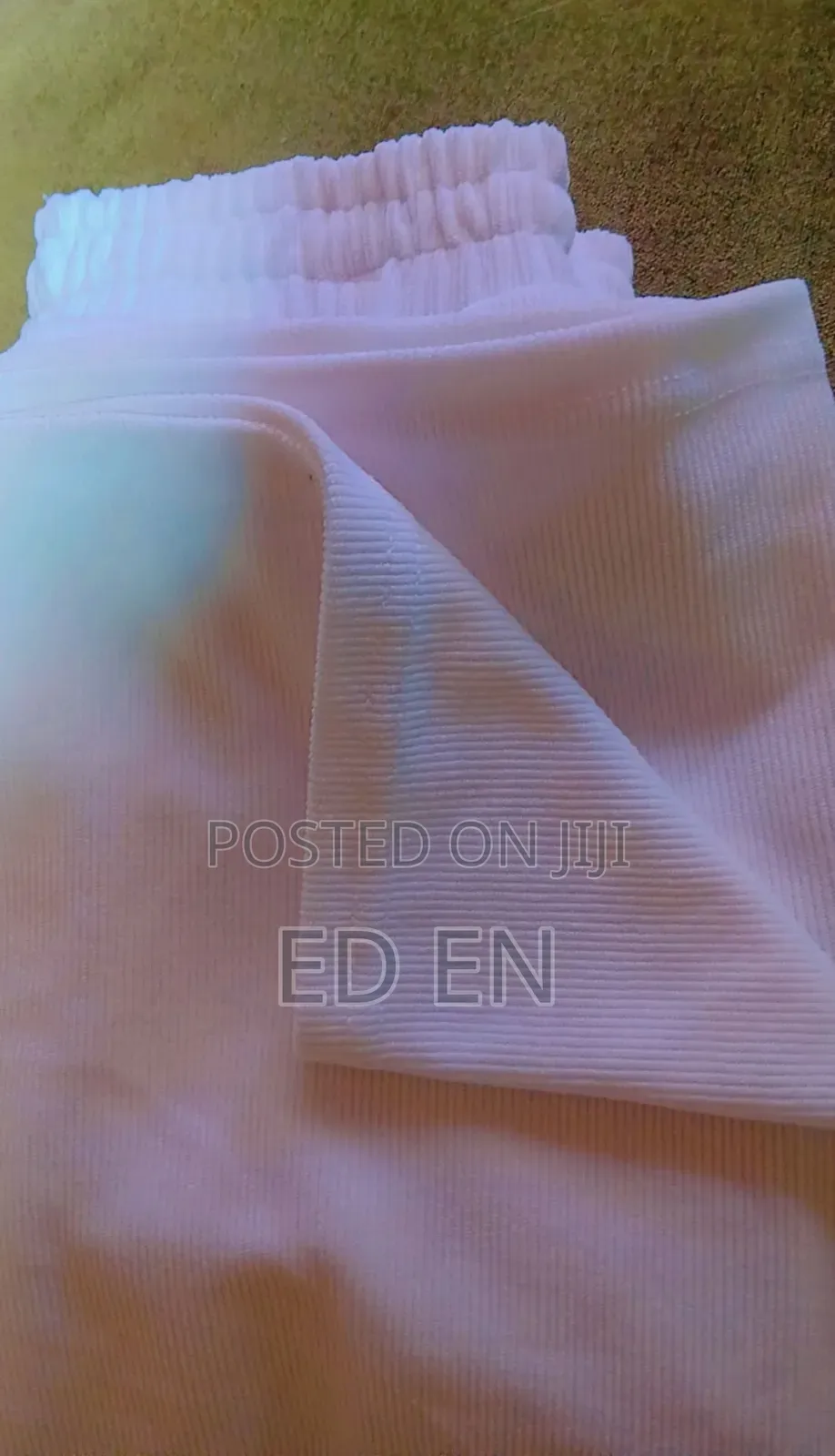 White Vell Pants