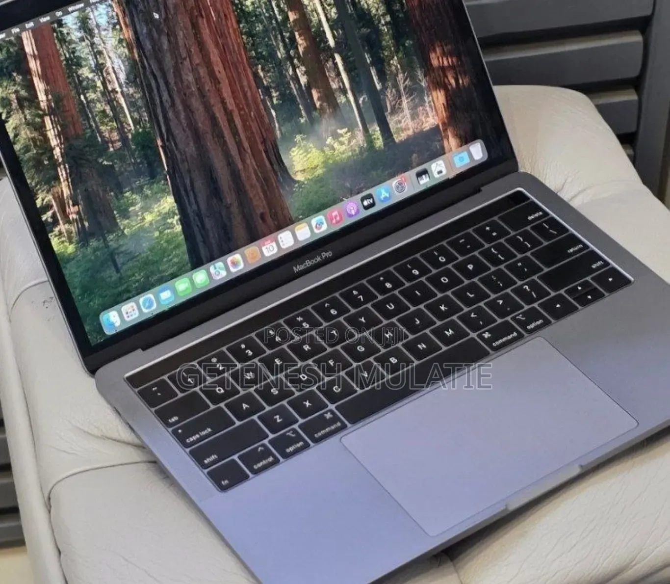 New Laptop Apple MacBook Pro 2019 16GB Intel Core i7 SSD 512GB