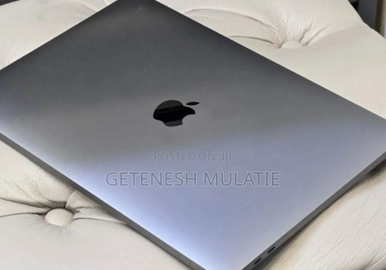New Laptop Apple MacBook Pro 2019 16GB Intel Core i7 SSD 512GB