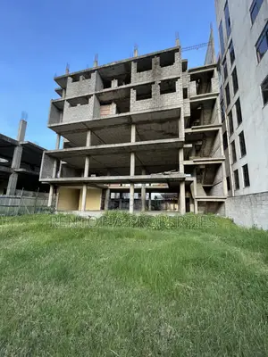 15bdrm House in Yeka for sale