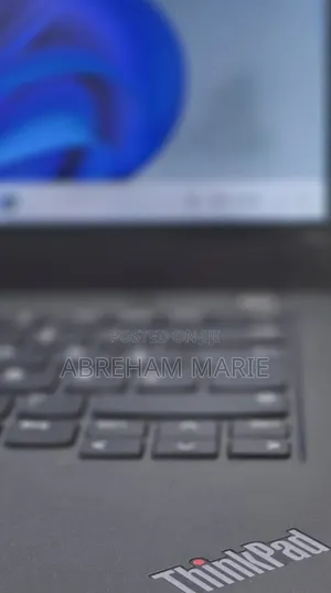 New Laptop Lenovo ThinkPad T14 G2 16GB Intel Core i7 SSD 512GB