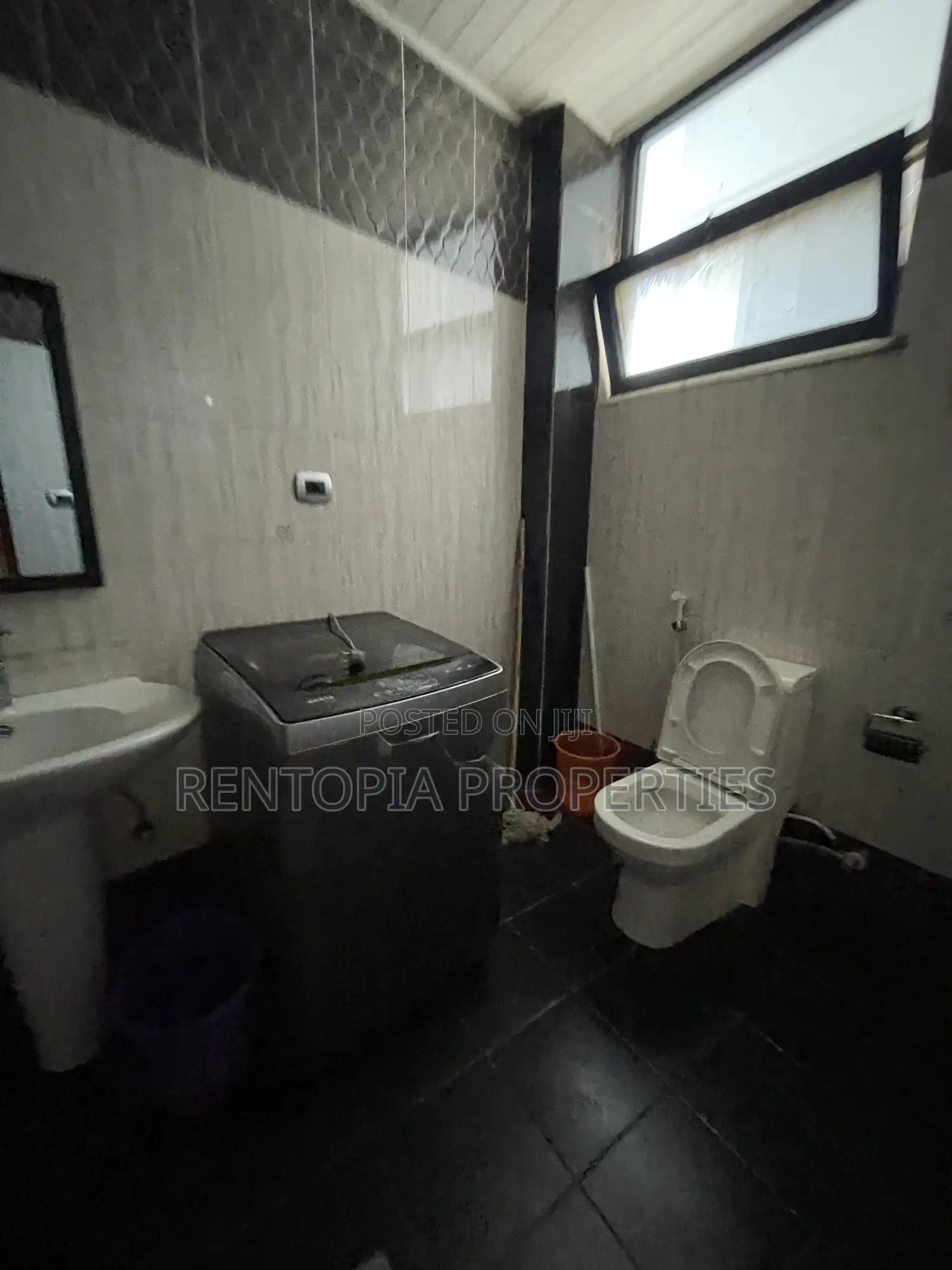 Furnished 2bdrm Apartment in Bole for rent