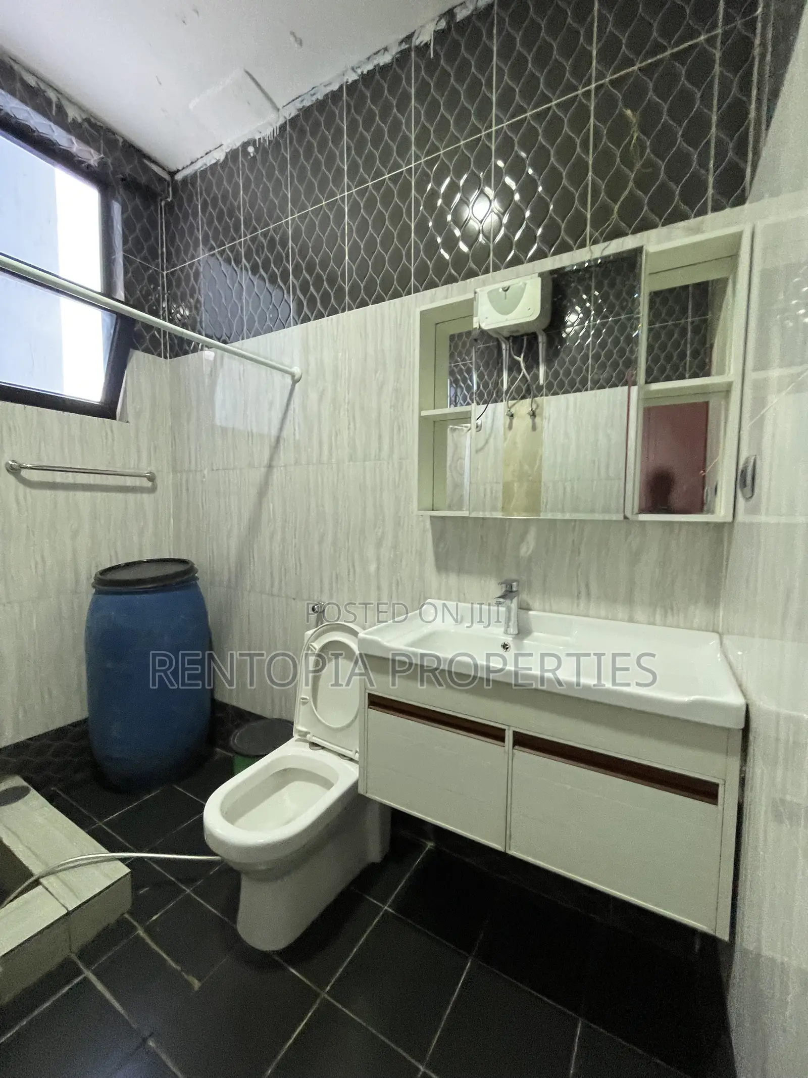 Furnished 2bdrm Apartment in Bole for rent