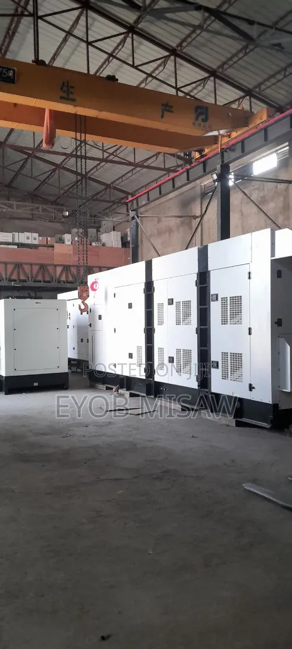 900kw Generator on Stock
