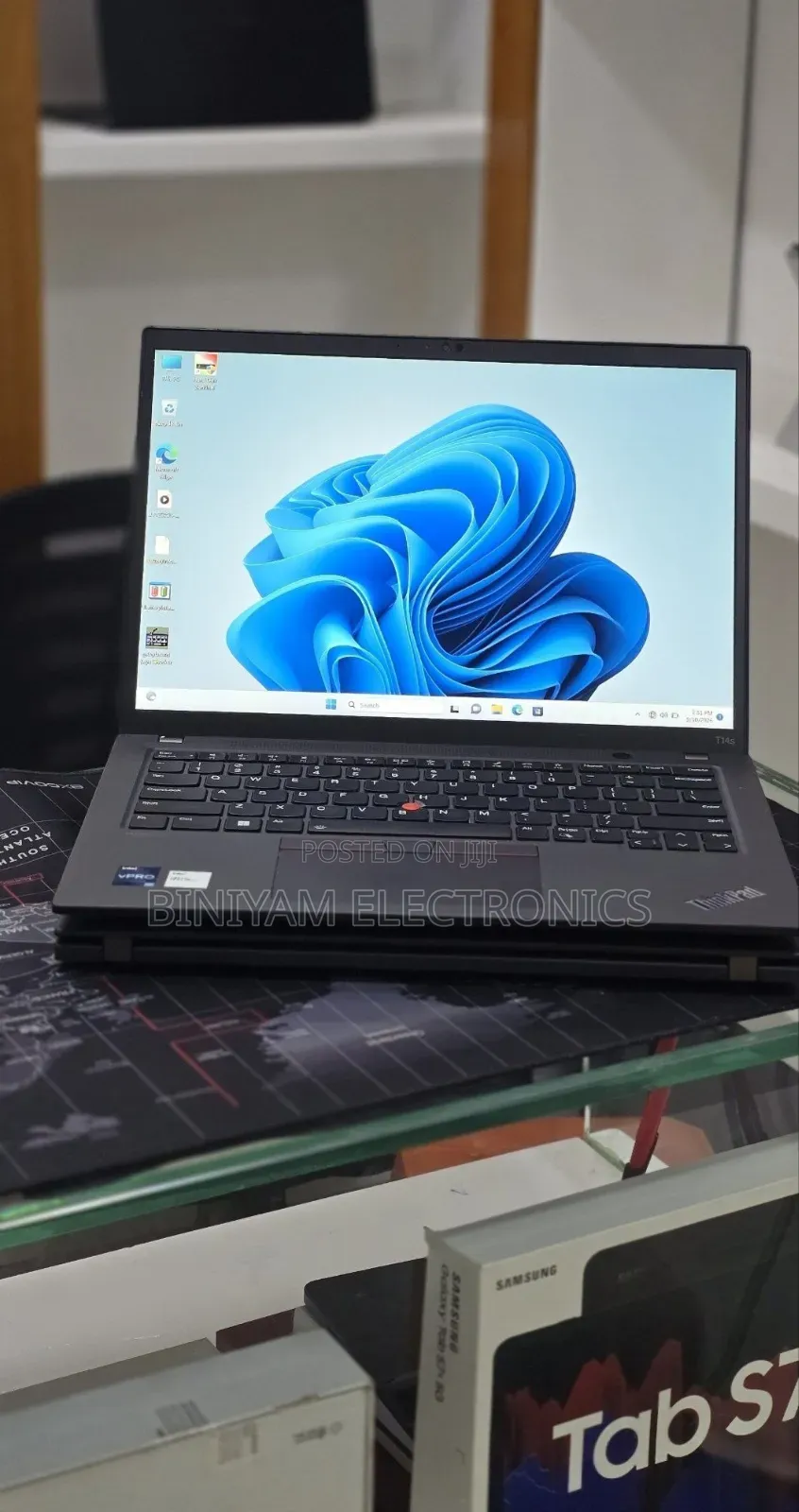 New Laptop Lenovo ThinkPad T14s G4 16GB Intel Core i7 SSD 512GB